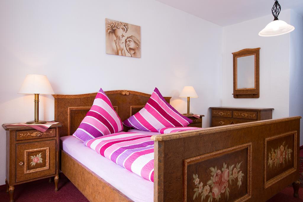 Gasthof Zum Lamm Hotel Garmisch-Partenkirchen Habitación foto