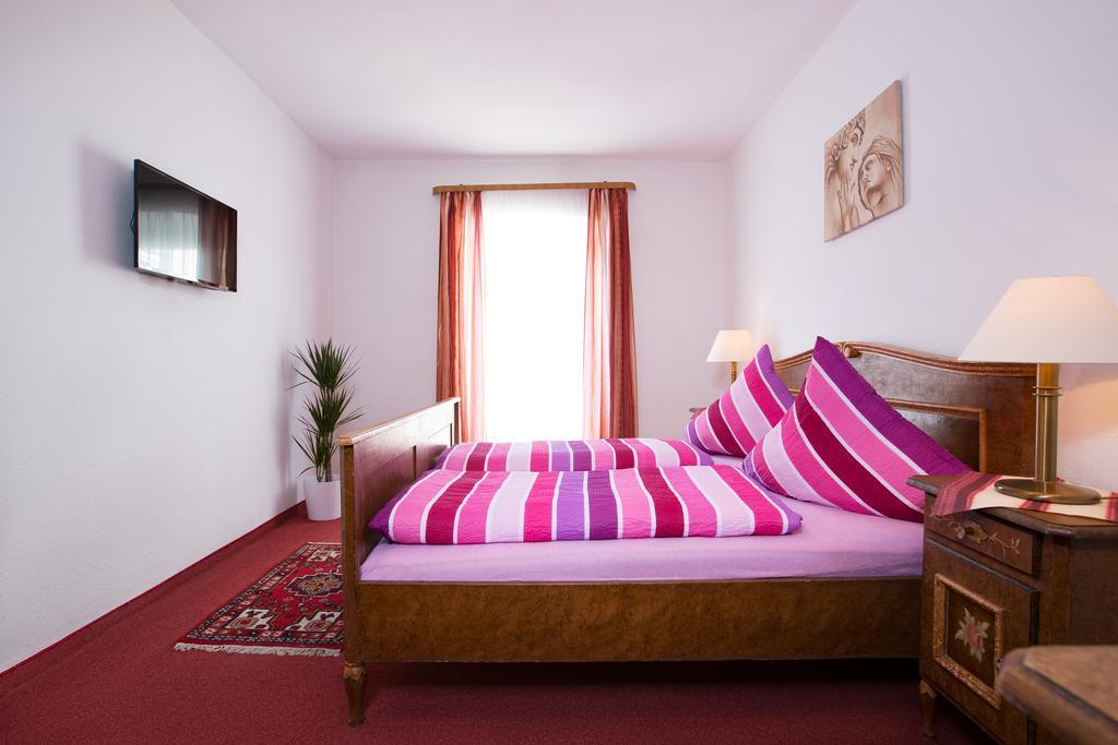 Gasthof Zum Lamm Hotel Garmisch-Partenkirchen Habitación foto