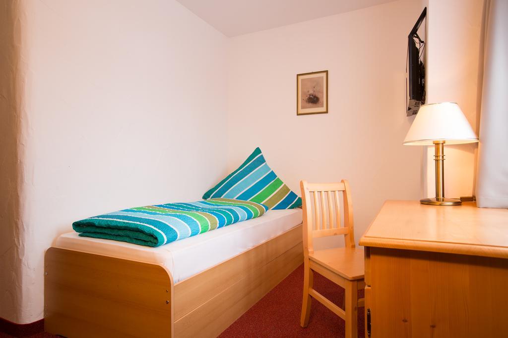 Gasthof Zum Lamm Hotel Garmisch-Partenkirchen Habitación foto