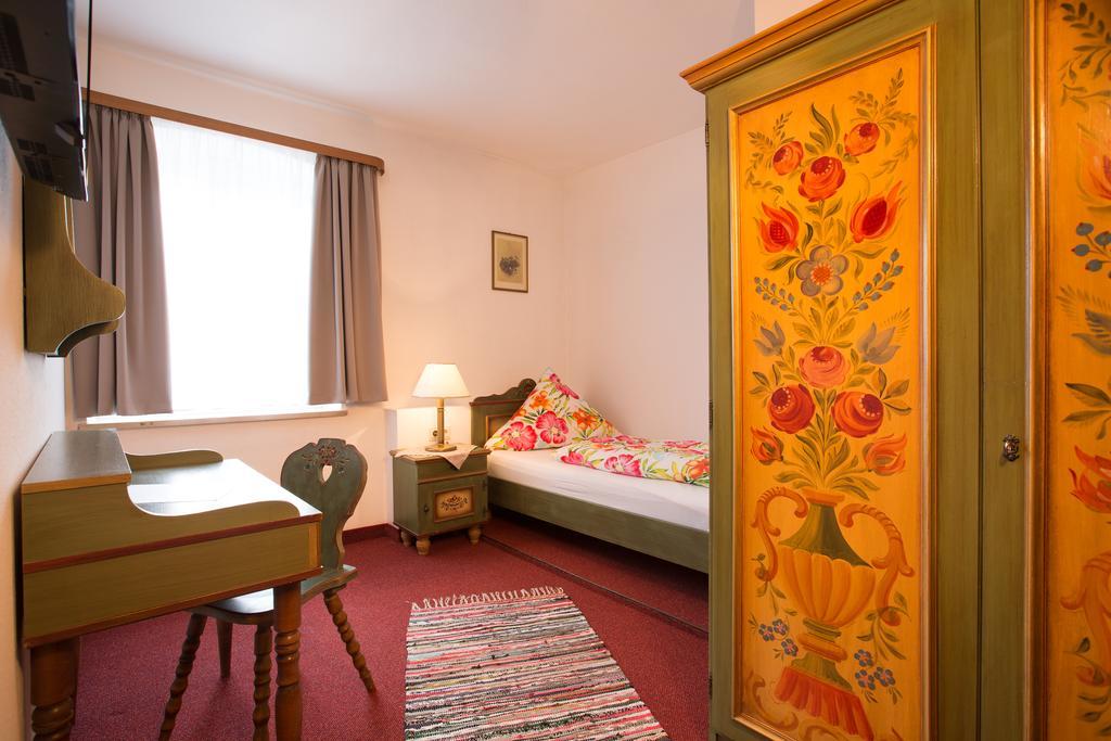 Gasthof Zum Lamm Hotel Garmisch-Partenkirchen Habitación foto